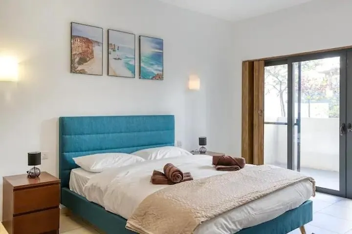 Spacious 3 Bedroom Apt In St Julians Saint Julian's