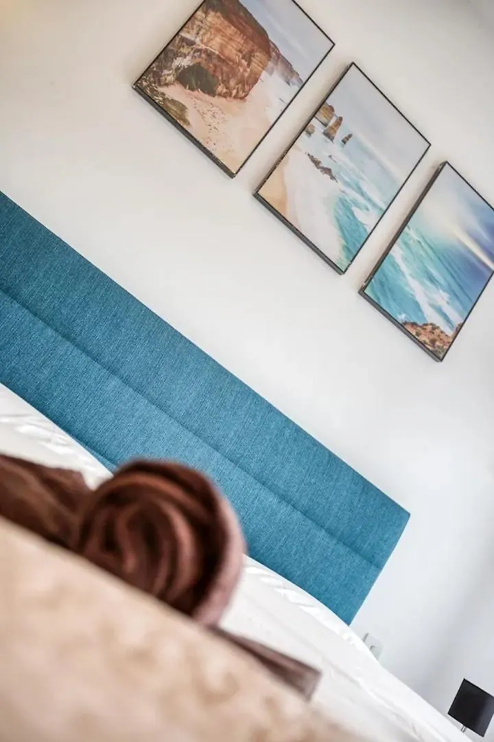 Spacious 3 Bedroom Apt In St Julians Saint Julian's 0*,