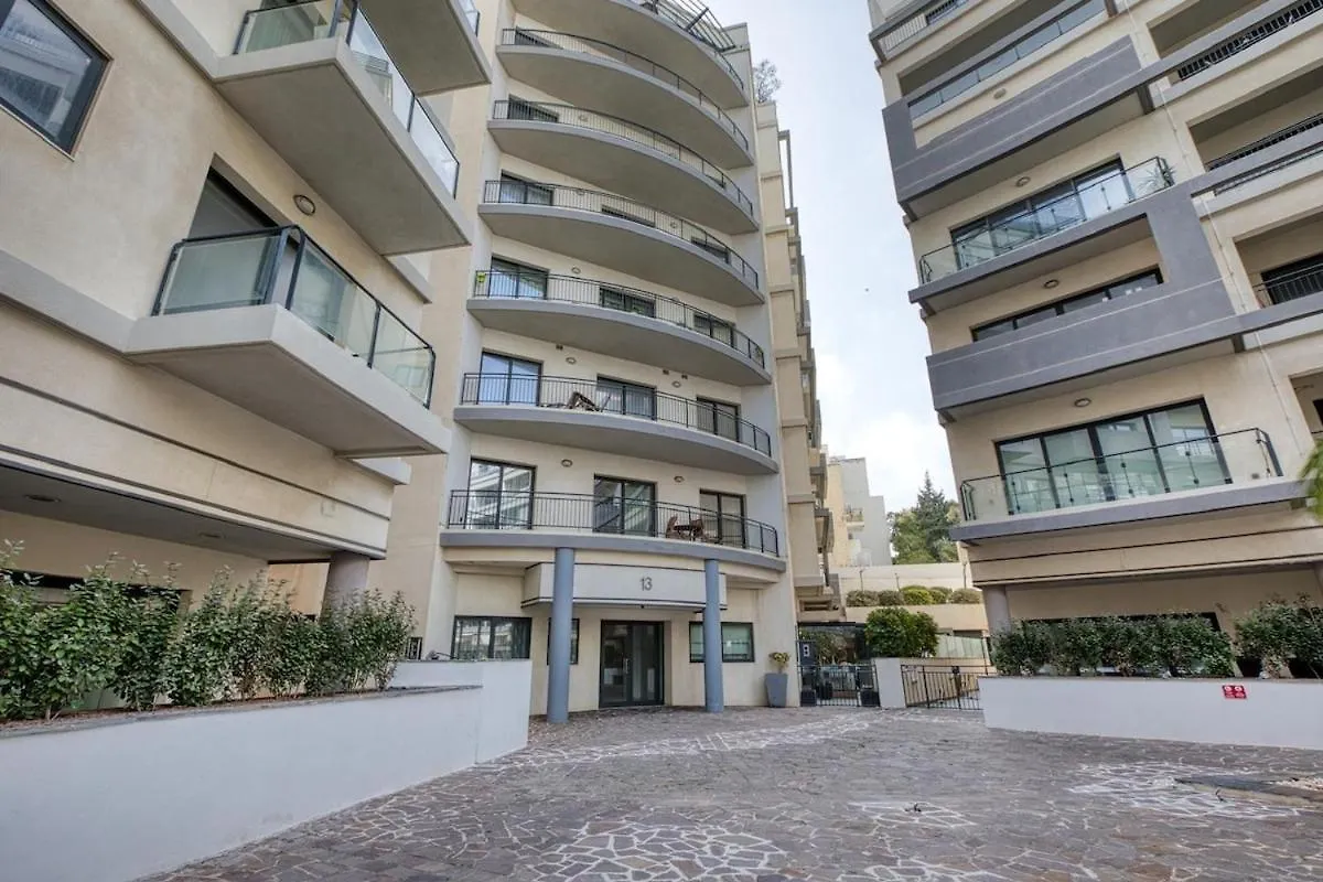 Spacious 3 Bedroom Apt In St Julians Saint Julian's