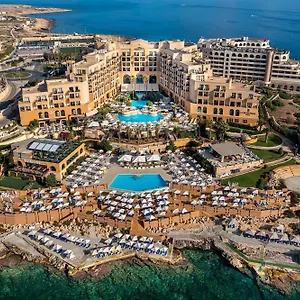 Ξενοδοχείο Corinthia St George's Bay, Saint Julian's