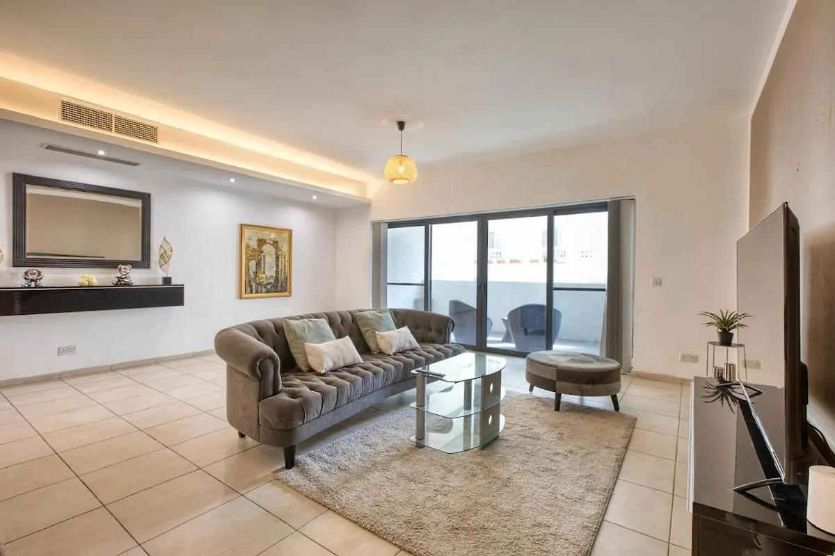 Appartamento Spacious 3 Bedroom Apt In St Julians San Giuliano